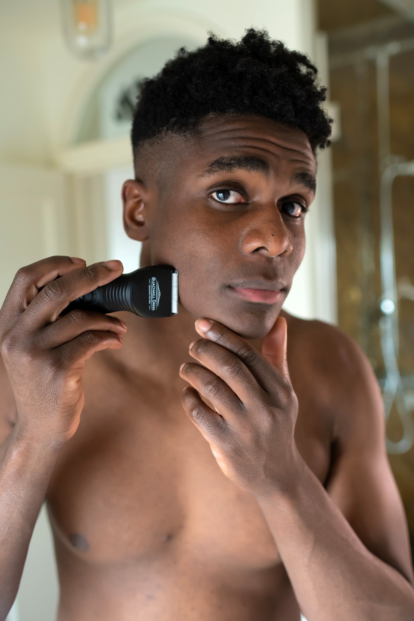 BUACHAILL DANA - GROOMING TOOL